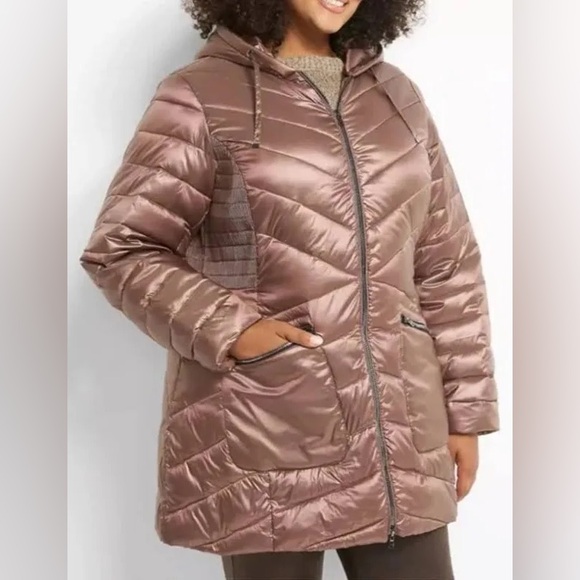 Gorgeous and WARM - Packable Puffer Coat - Picture 1 of 15
